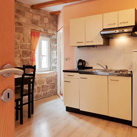 And By The Sea - 16844 Trogir