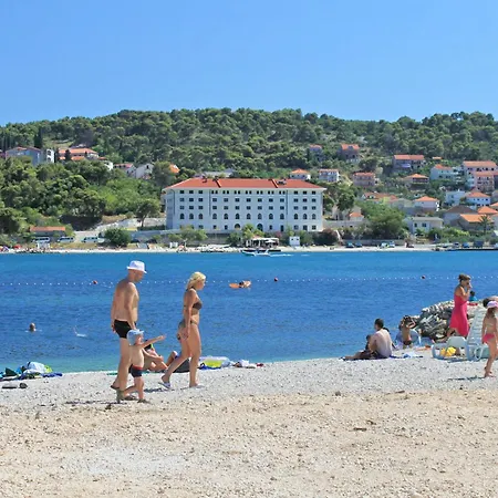 And By The Sea - 16844 Pensjonat Trogir