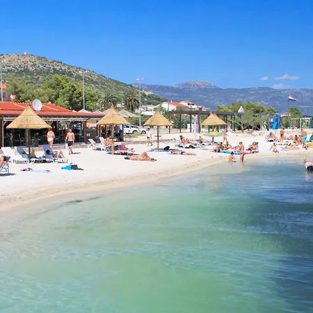 And By The Sea - 16844 3* Trogir