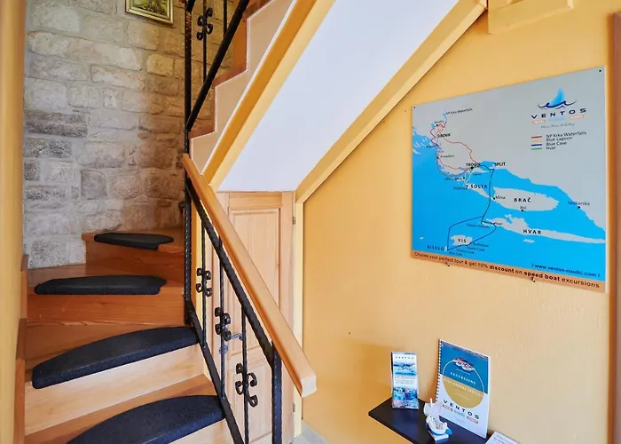 招待所 And By The Sea - 16844 特罗吉尔